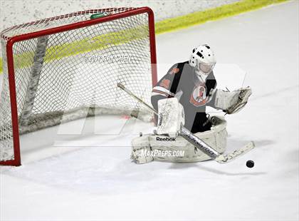 Thumbnail 2 in Regis Jesuit vs. Lewis-Palmer (CHSAA Playoff Round 2) photogallery.