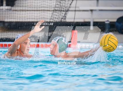 Thumbnail 1 in JV: California @ De La Salle photogallery.