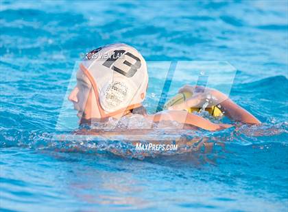 Thumbnail 2 in JV: California @ De La Salle photogallery.