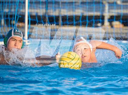 Thumbnail 2 in JV: California @ De La Salle photogallery.