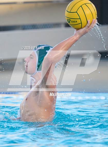 Thumbnail 2 in JV: California @ De La Salle photogallery.