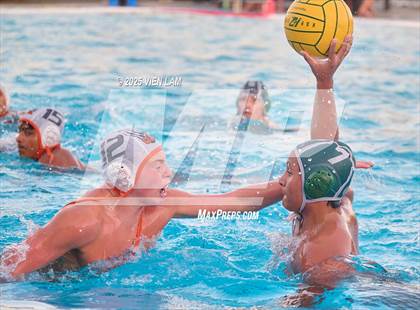 Thumbnail 3 in JV: California @ De La Salle photogallery.