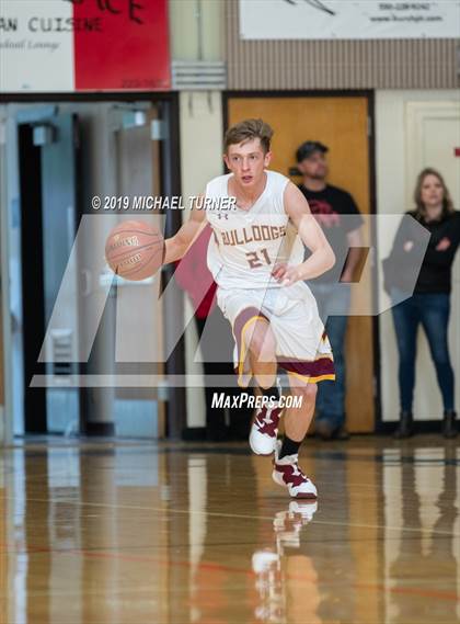 Thumbnail 2 in Butte Valley vs. McCloud (NSCIF D7 Final) photogallery.