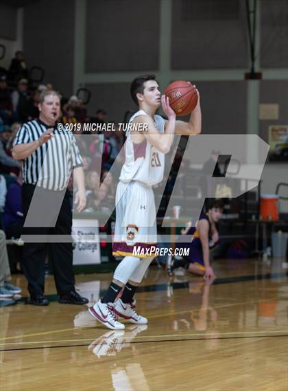 Thumbnail 2 in Butte Valley vs. McCloud (NSCIF D7 Final) photogallery.