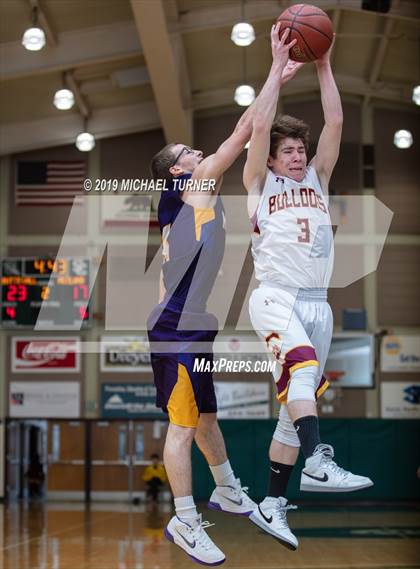 Thumbnail 1 in Butte Valley vs. McCloud (NSCIF D7 Final) photogallery.