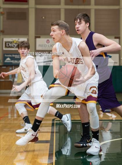 Thumbnail 1 in Butte Valley vs. McCloud (NSCIF D7 Final) photogallery.