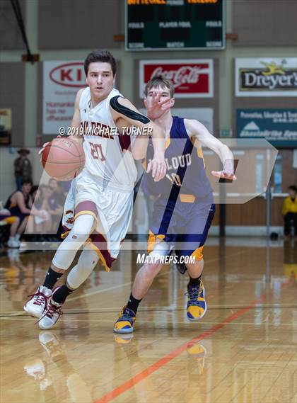 Thumbnail 3 in Butte Valley vs. McCloud (NSCIF D7 Final) photogallery.