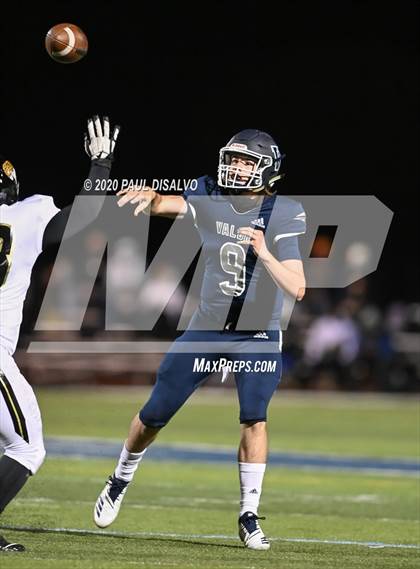 Thumbnail 1 in Rock Canyon @ Valor Christian photogallery.