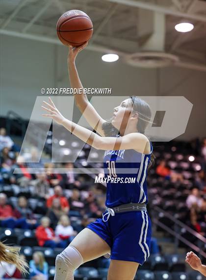 Thumbnail 1 in Muenster vs. Wolfe City (UIL 2A D2 Bi-District) photogallery.