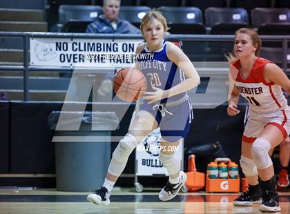 Thumbnail 2 in Muenster vs. Wolfe City (UIL 2A D2 Bi-District) photogallery.