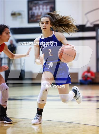 Thumbnail 2 in Muenster vs. Wolfe City (UIL 2A D2 Bi-District) photogallery.