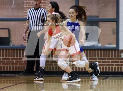 Thumbnail 1 in Muenster vs. Wolfe City (UIL 2A D2 Bi-District) photogallery.