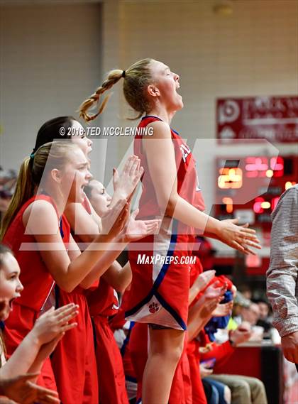 Thumbnail 2 in Two Rivers vs. Melbourne (AAA 3A 1st Round Playoff) photogallery.