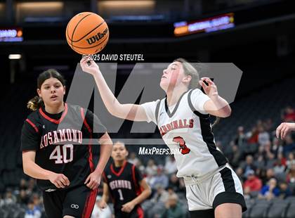 Thumbnail 2 in Rosamond vs. Woodland Christian (CIF State D5 Final) photogallery.
