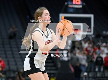Thumbnail 2 in Rosamond vs. Woodland Christian (CIF State D5 Final) photogallery.