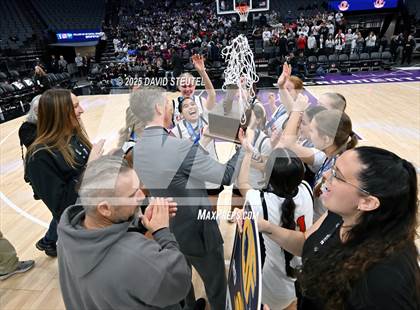Thumbnail 3 in Rosamond vs. Woodland Christian (CIF State D5 Final) photogallery.