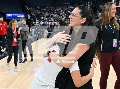 Thumbnail 2 in Rosamond vs. Woodland Christian (CIF State D5 Final) photogallery.