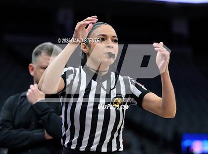 Thumbnail 2 in Rosamond vs. Woodland Christian (CIF State D5 Final) photogallery.