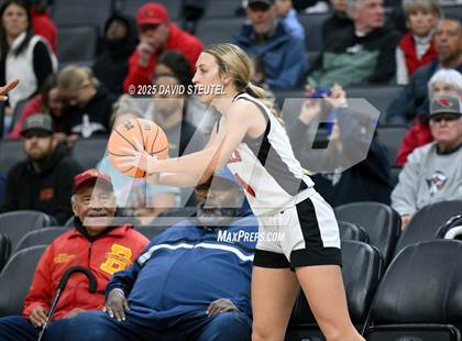 Thumbnail 1 in Rosamond vs. Woodland Christian (CIF State D5 Final) photogallery.