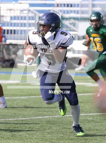 Thumbnail 2 in Morse vs. Palo Verde Valley (SDFNL Kickoff Classic) photogallery.