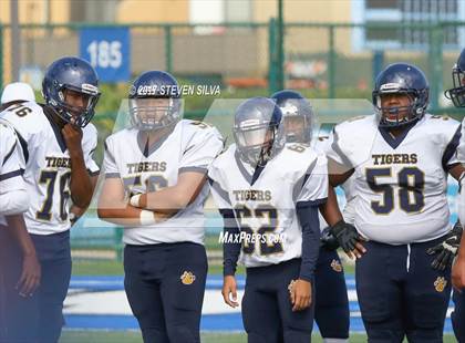 Thumbnail 3 in Morse vs. Palo Verde Valley (SDFNL Kickoff Classic) photogallery.