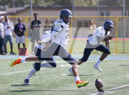 Thumbnail 1 in Morse vs. Palo Verde Valley (SDFNL Kickoff Classic) photogallery.