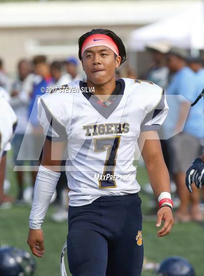 Thumbnail 2 in Morse vs. Palo Verde Valley (SDFNL Kickoff Classic) photogallery.