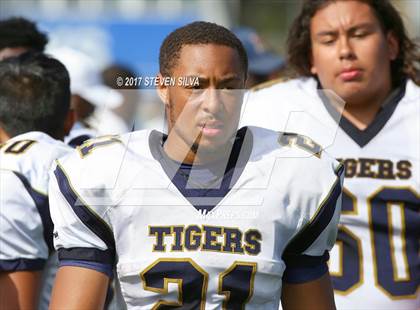 Thumbnail 3 in Morse vs. Palo Verde Valley (SDFNL Kickoff Classic) photogallery.