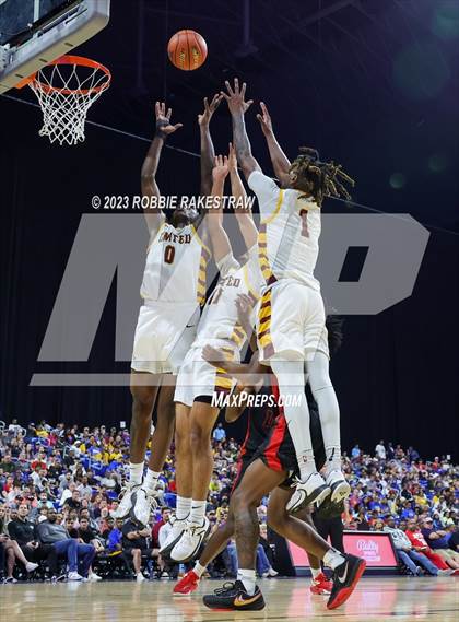 Thumbnail 3 in Beaumont United vs. Lake Highlands (UIL 6A Basketball State Final) photogallery.