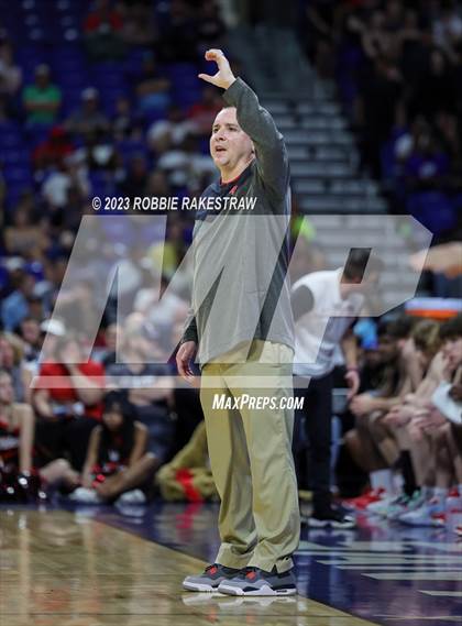 Thumbnail 2 in Beaumont United vs. Lake Highlands (UIL 6A Basketball State Final) photogallery.