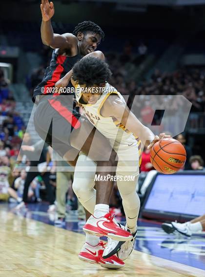 Thumbnail 1 in Beaumont United vs. Lake Highlands (UIL 6A Basketball State Final) photogallery.