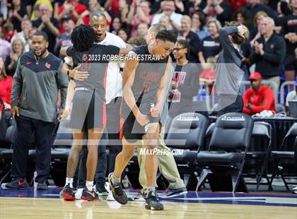 Thumbnail 3 in Beaumont United vs. Lake Highlands (UIL 6A Basketball State Final) photogallery.