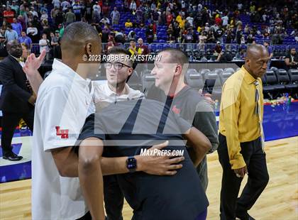 Thumbnail 1 in Beaumont United vs. Lake Highlands (UIL 6A Basketball State Final) photogallery.