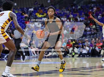 Thumbnail 1 in Beaumont United vs. Lake Highlands (UIL 6A Basketball State Final) photogallery.