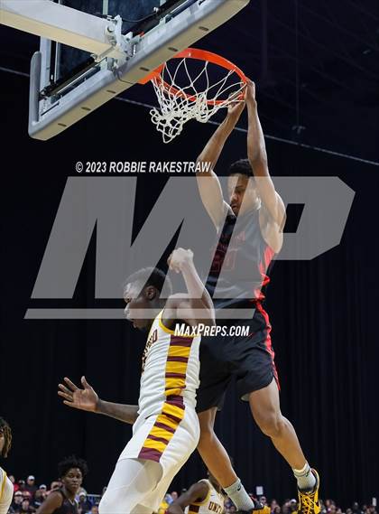 Thumbnail 1 in Beaumont United vs. Lake Highlands (UIL 6A Basketball State Final) photogallery.