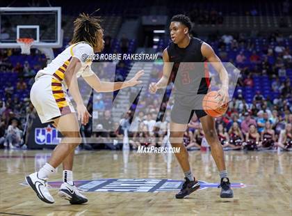 Thumbnail 2 in Beaumont United vs. Lake Highlands (UIL 6A Basketball State Final) photogallery.