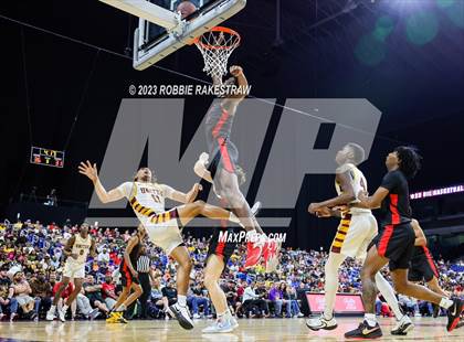 Thumbnail 3 in Beaumont United vs. Lake Highlands (UIL 6A Basketball State Final) photogallery.
