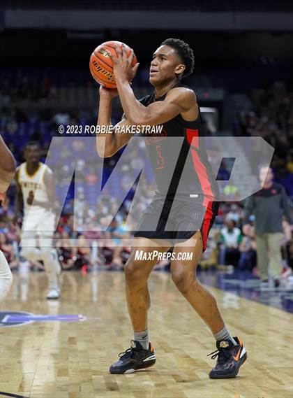 Thumbnail 3 in Beaumont United vs. Lake Highlands (UIL 6A Basketball State Final) photogallery.