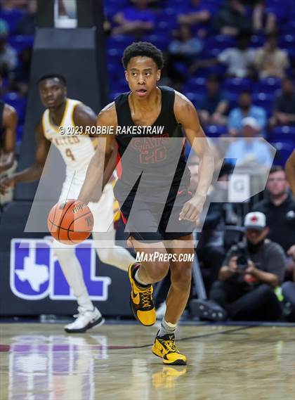 Thumbnail 2 in Beaumont United vs. Lake Highlands (UIL 6A Basketball State Final) photogallery.