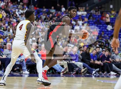 Thumbnail 2 in Beaumont United vs. Lake Highlands (UIL 6A Basketball State Final) photogallery.