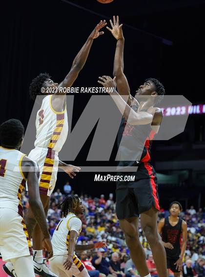 Thumbnail 2 in Beaumont United vs. Lake Highlands (UIL 6A Basketball State Final) photogallery.