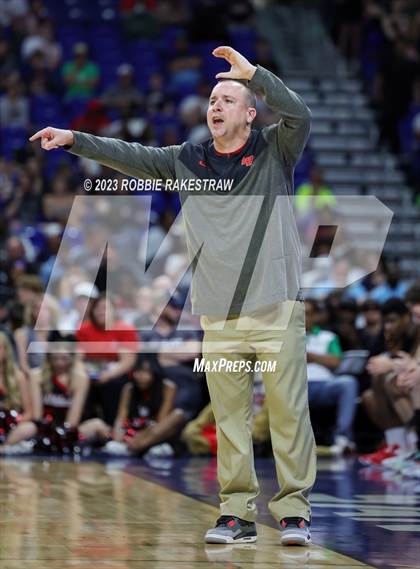 Thumbnail 3 in Beaumont United vs. Lake Highlands (UIL 6A Basketball State Final) photogallery.