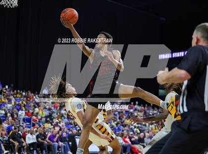 Thumbnail 1 in Beaumont United vs. Lake Highlands (UIL 6A Basketball State Final) photogallery.