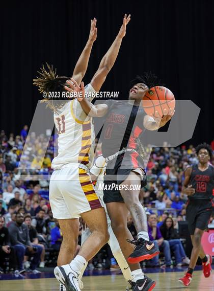 Thumbnail 1 in Beaumont United vs. Lake Highlands (UIL 6A Basketball State Final) photogallery.
