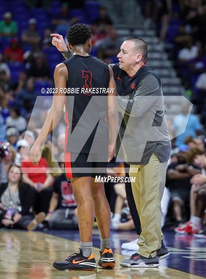 Thumbnail 3 in Beaumont United vs. Lake Highlands (UIL 6A Basketball State Final) photogallery.