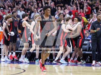 Thumbnail 3 in Beaumont United vs. Lake Highlands (UIL 6A Basketball State Final) photogallery.