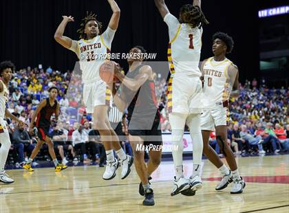 Thumbnail 2 in Beaumont United vs. Lake Highlands (UIL 6A Basketball State Final) photogallery.