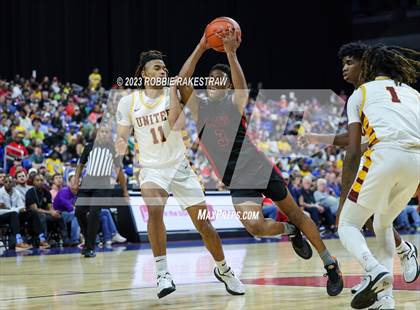 Thumbnail 1 in Beaumont United vs. Lake Highlands (UIL 6A Basketball State Final) photogallery.