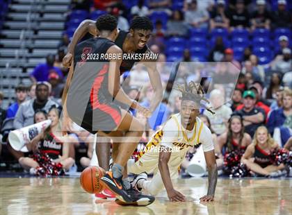 Thumbnail 1 in Beaumont United vs. Lake Highlands (UIL 6A Basketball State Final) photogallery.