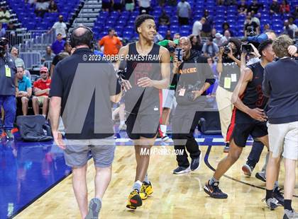 Thumbnail 2 in Beaumont United vs. Lake Highlands (UIL 6A Basketball State Final) photogallery.